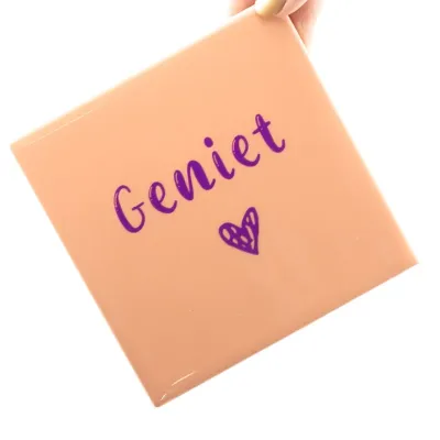 Tegeltje Geniet